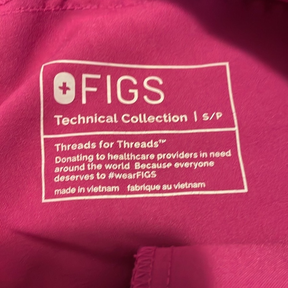 Figs Kade Cargo scrub pants